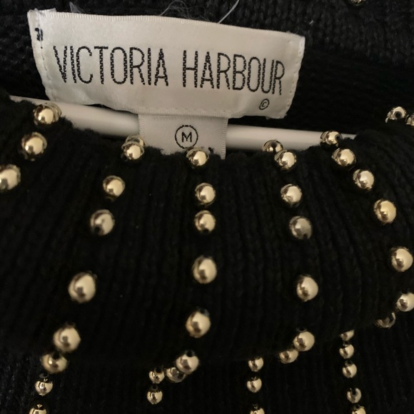 Sweater - Picture 2 of 4